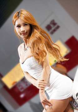 最新韩国性感车模迷人诱惑壁纸