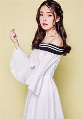 特别专辑美女校花张鹤怡微博私房照甜美迷人图片