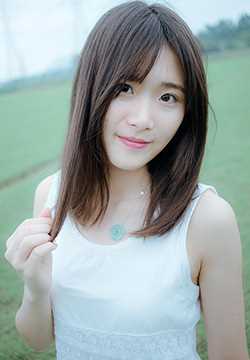 最新90后邻家甜美素颜美女迷人生活照图片