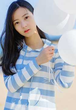 甜美短裙少女海边唯美大片