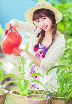 最新唯美小清新女生迷人外拍展甜美笑容图集