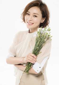 精选短发美女杨雨婷最新照片展甜美笑容图册