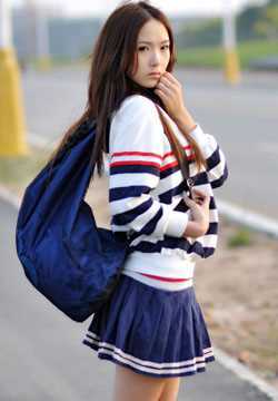 最全甜美女孩范诗琪街拍大图壁纸