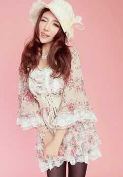 精选甜美女孩王曼妮高清大图图册