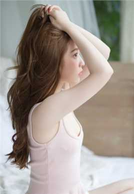 特别专辑吊带背心美女嫩模酥胸漂亮宅男女神性感长腿图片