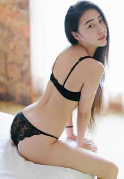 最新宅男女神安兔子性感翘臀图集