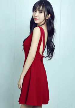 最全宅男女神马樱侨红裙秀美背壁纸