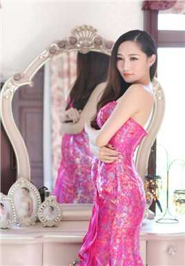 精选美女模特旗袍迷人性感美臀私房图册