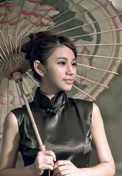 高清古典旗袍美女荷塘月色中唯美图片图集