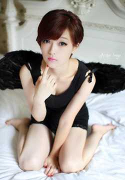 最新纯情萌妹子cosplay天使or恶魔壁纸