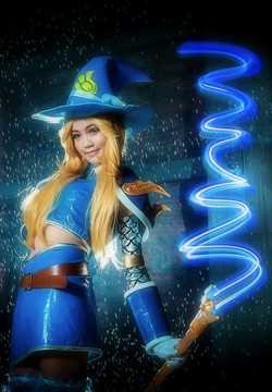 最全cosplay萌妹子演绎游戏女巫角色壁纸