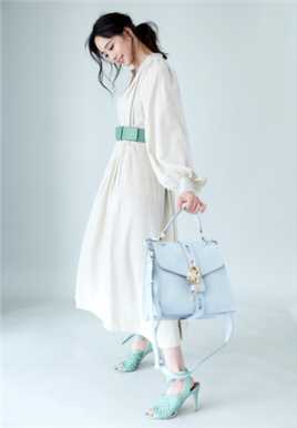 最新冷艳优雅美女张钧甯空灵氧气女神时尚图片壁纸