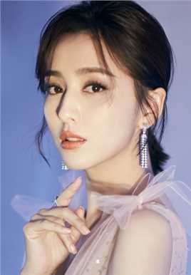 优质时尚美女佟丽娅极品透视装开胸蕾丝长裙图片相册