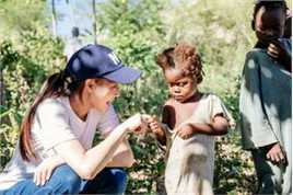 张钧甯(Ning Chang)201411月中旬走访海地前后照片