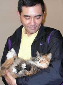 赵文瑄(Winston Chao)与动物合照前后照片