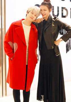 特别专辑李艾金希澈时尚曝光展“黑红”双魅力图片