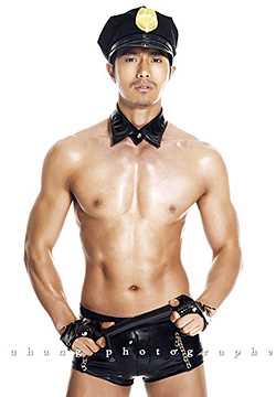 精选肌肉型男李sir时尚大片图册