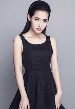 最新演员苏青拍摄时尚大片图集