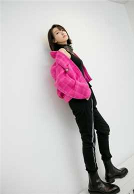 优质短发美女宋茜潮流时尚搭配冷酷图片相册