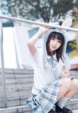 最新萝莉美女JK制服街拍清纯养眼撩人短裙图片图集