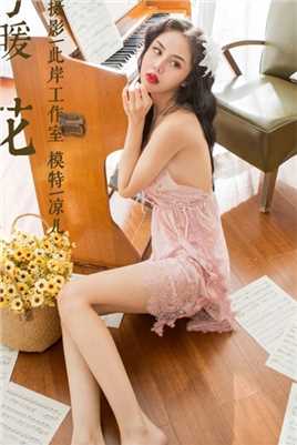 优质长腿女神薄纱身姿好妖娆裸背玉臂风情相册