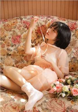 高清十八岁清纯mm阳光下看起来养眼漂亮的高清美女套图图集