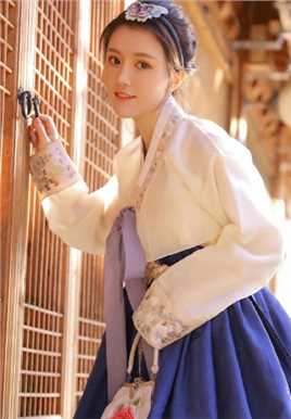 高清古装美女娇小可爱清纯养眼小清新户外图片图册