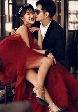 最新街拍广场唯美浪漫时尚小资都市风婚纱摄影壁纸