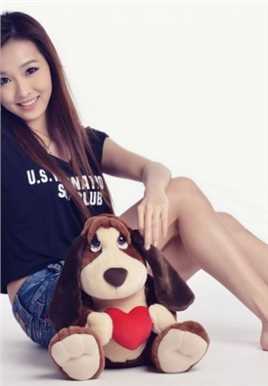 优质长发清纯美女玉足大长腿亚洲尤物桌面壁纸相册