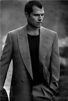 最全英国性感男星亨利卡维尔春季时尚男装黑白相册