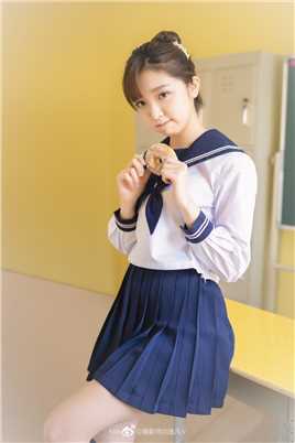 精选日韩美女jk制服清纯学生装教室性感惹火另类图片图册