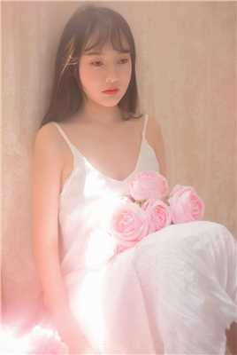 最全温婉可人的气质小姐姐性感小吊带优雅成熟照相册