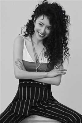 特别专辑刘萌萌复古造型化身摩登女郎时尚杂志封面大片图片