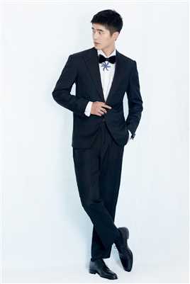 高清90后西装帅哥刘昊然禁欲系时尚霸气图片图集