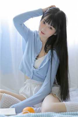 最新丰满性感床上美娇娘人体拍摄图集