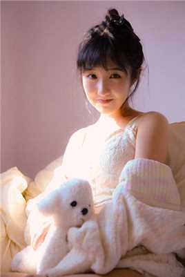 最全齐刘海萌妹子蕾丝吊带性感壁纸