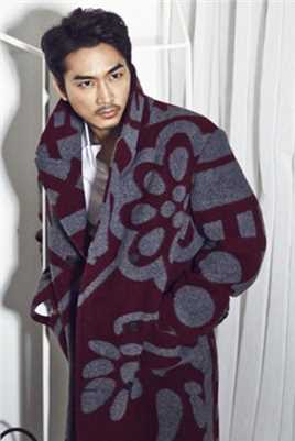 特别专辑宋承宪《COOPOLITAN》时尚杂志封面图片