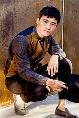 特别专辑耿乐定格秋日时光尽显浪慢气场时尚图片