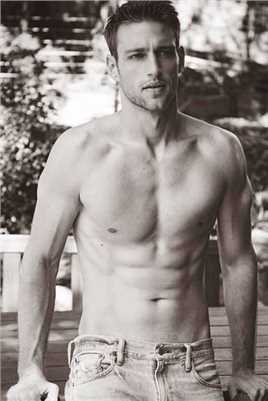 精选欧美健美性感肌肉男黑白高清图片图册