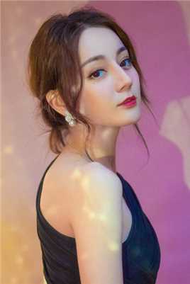 特别专辑迪丽热巴性感礼服高颜值梦幻香肩套图图片