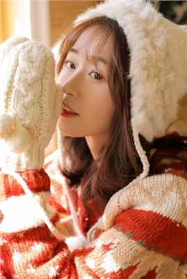 精选俏皮美女圣诞装甜美长腿撩人照图册