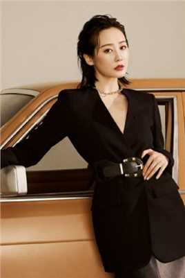 最新李纯干练霸气黑白风帅气高清时尚图集