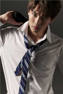 精选林彦俊性感白衬衣制霸总裁扯领带集图册