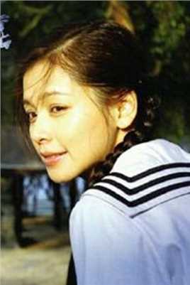 饰演青春学生的美女明星清纯校园校服合集