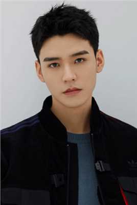 优质新晋小生龚俊2021超火爆时尚大片相册