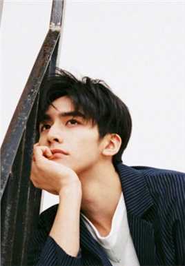 特别专辑宋威龙时尚魅力西装高清壁纸