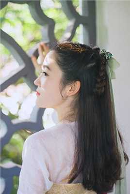 最新古装美女红丝飘带户外清新壁纸