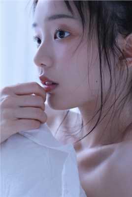 优质纯欲风少女吊带性感图片