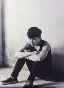 张艺兴(LAY，レイ)在《而立24》夏中的