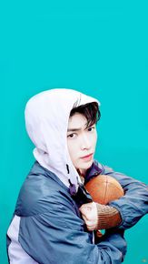 张艺兴(LAY，レイ)最优质coopolitan相册